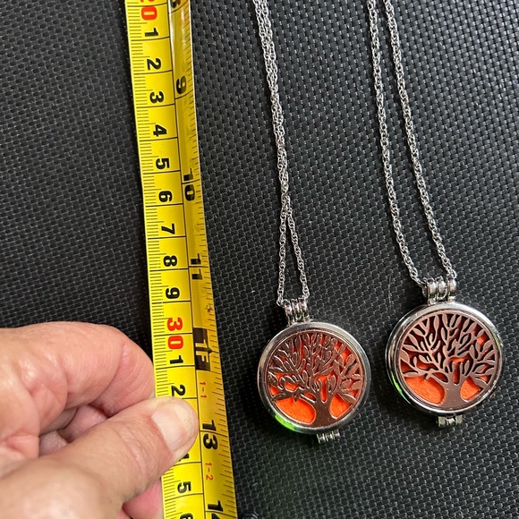 Silver tone “Tree of life” necklaces - Picture 3 of 11